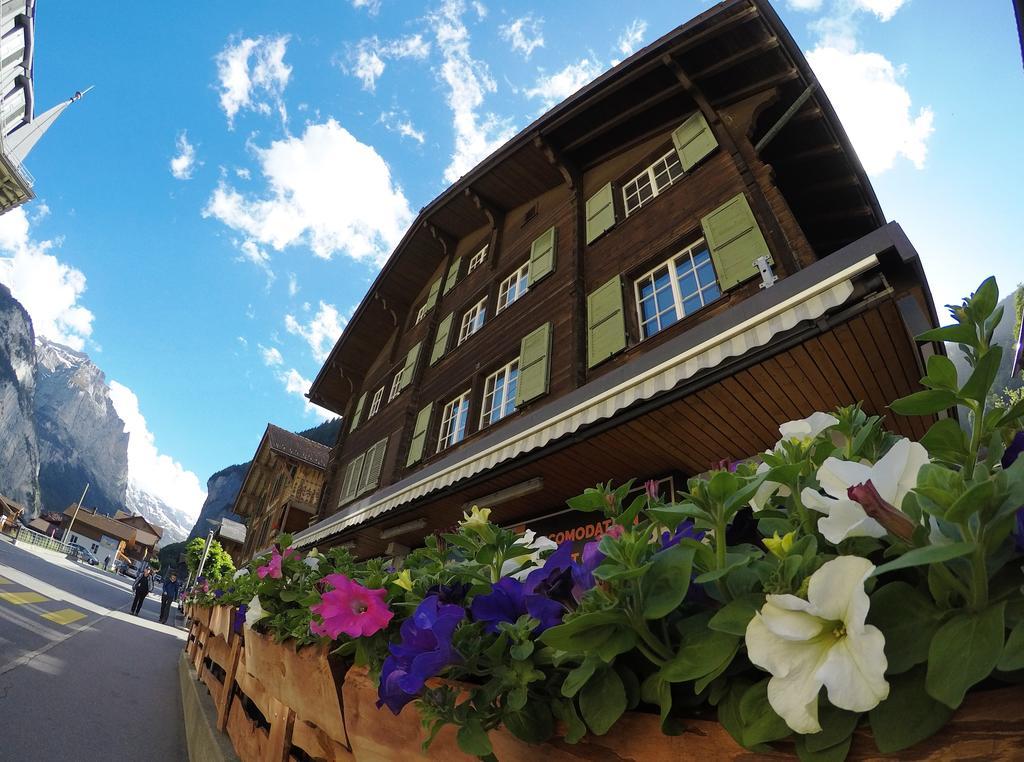 Base Cafe Apartment Lauterbrunnen Exterior photo